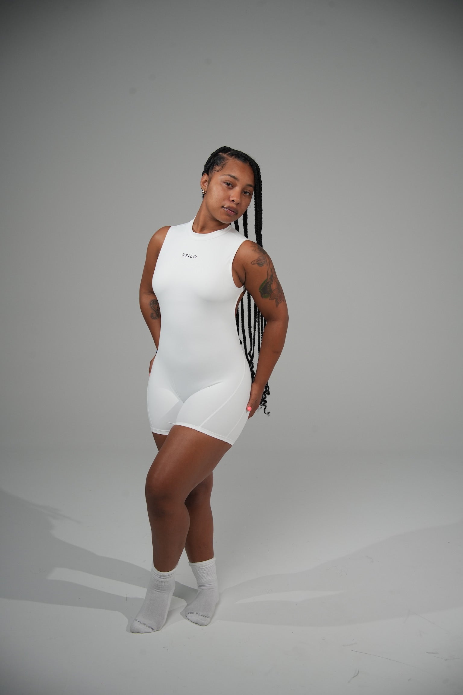 Short V-Me Romper